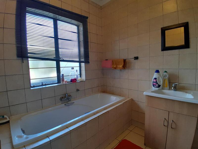 2 Bedroom Property for Sale in Eldo Lakes Estate Gauteng