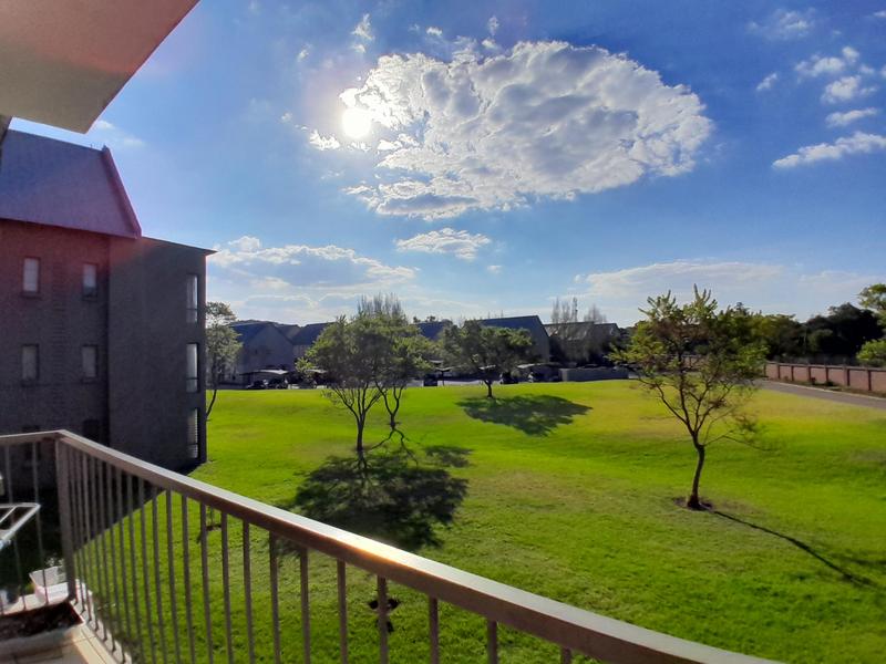 2 Bedroom Property for Sale in Eldo Lakes Estate Gauteng