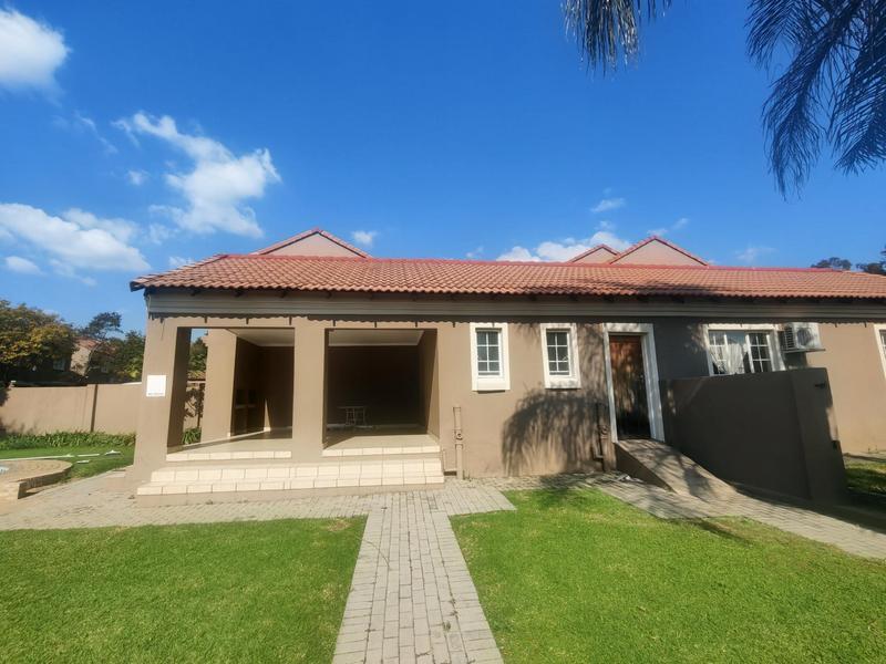 2 Bedroom Property for Sale in Halfway Gardens Gauteng