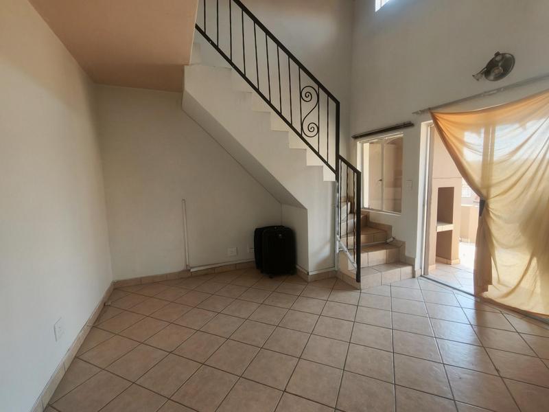 2 Bedroom Property for Sale in Halfway Gardens Gauteng