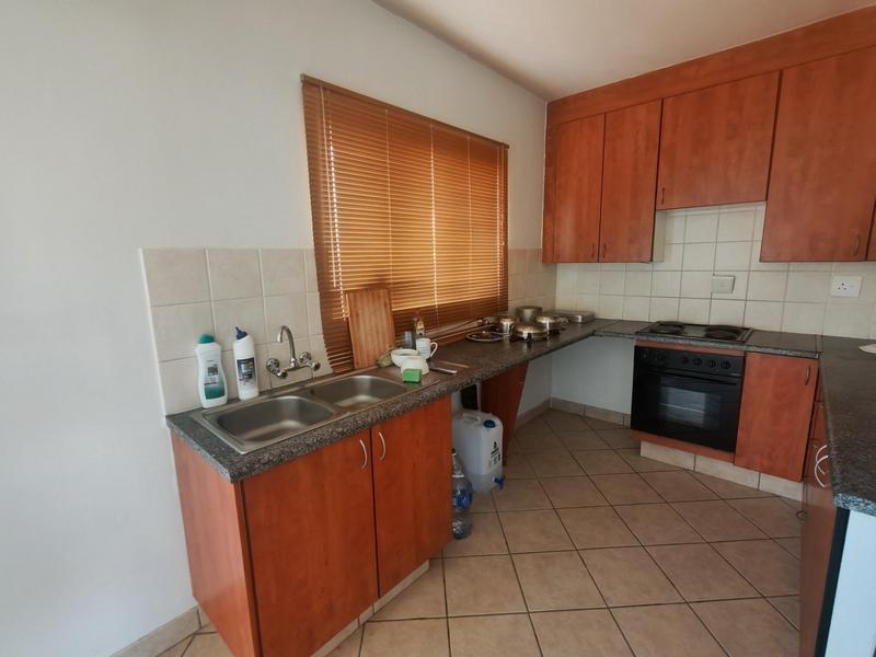 2 Bedroom Property for Sale in Halfway Gardens Gauteng