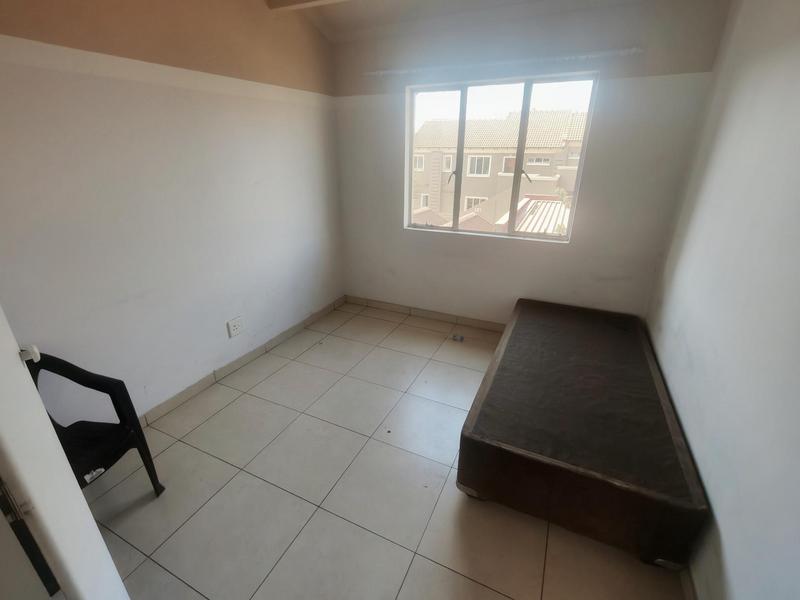 2 Bedroom Property for Sale in Halfway Gardens Gauteng
