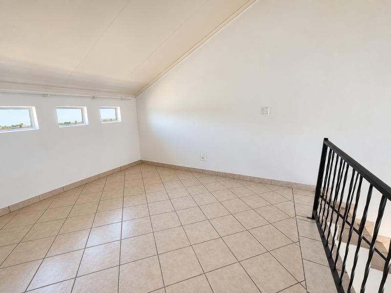 2 Bedroom Property for Sale in Halfway Gardens Gauteng