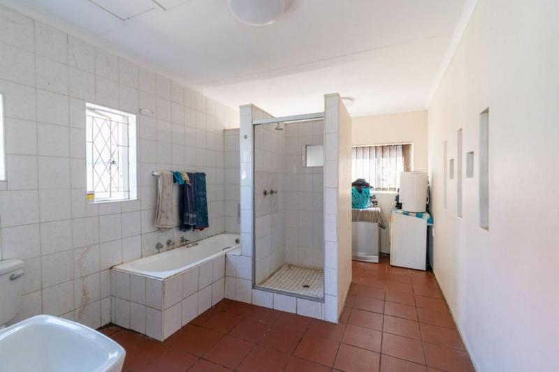 3 Bedroom Property for Sale in Falcon Ridge Gauteng