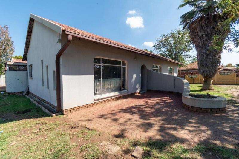 3 Bedroom Property for Sale in Falcon Ridge Gauteng