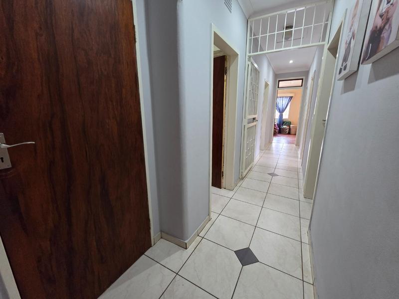 4 Bedroom Property for Sale in Monument Gauteng