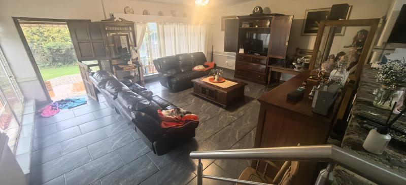 3 Bedroom Property for Sale in Witpoortjie Gauteng