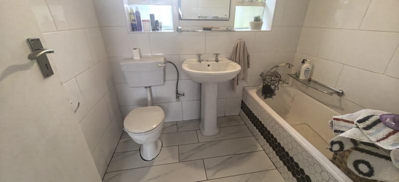 3 Bedroom Property for Sale in Witpoortjie Gauteng