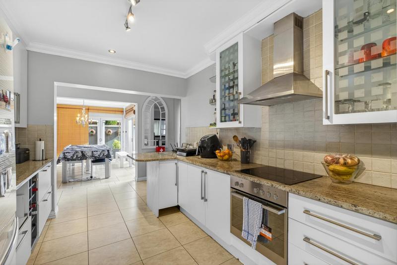 3 Bedroom Property for Sale in Broadacres Gauteng