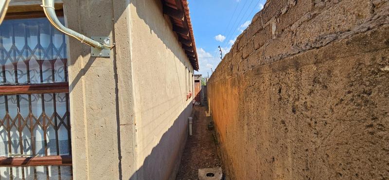 4 Bedroom Property for Sale in Soshanguve T Gauteng