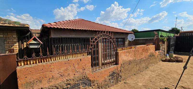 4 Bedroom Property for Sale in Soshanguve T Gauteng