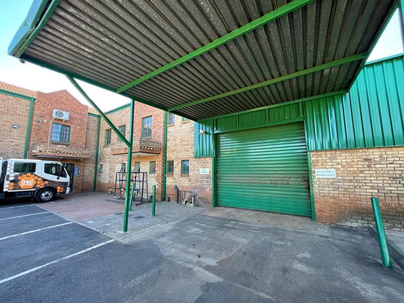 To Let Commercial Property for Rent in Rooihuiskraal Gauteng