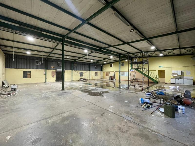 To Let Commercial Property for Rent in Rooihuiskraal Gauteng