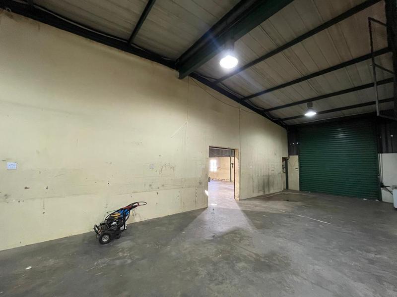 To Let Commercial Property for Rent in Rooihuiskraal Gauteng