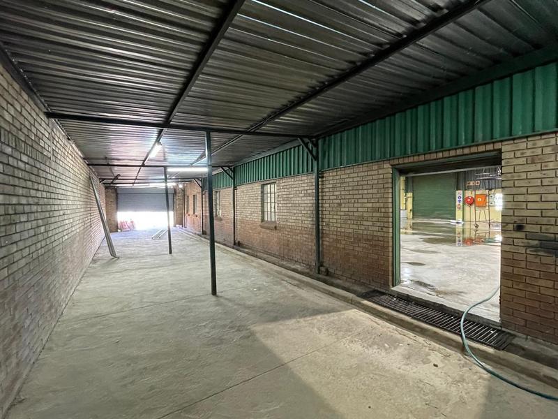 To Let Commercial Property for Rent in Rooihuiskraal Gauteng