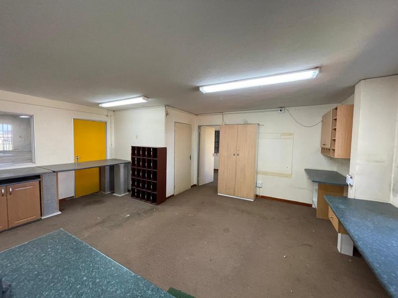 To Let Commercial Property for Rent in Rooihuiskraal Gauteng