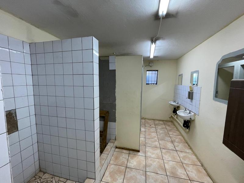 To Let Commercial Property for Rent in Rooihuiskraal Gauteng