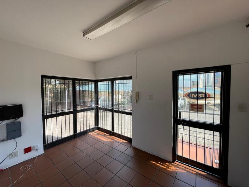 To Let Commercial Property for Rent in Rooihuiskraal Gauteng