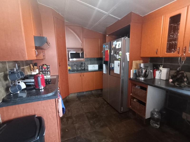 3 Bedroom Property for Sale in Primrose Hill Gauteng