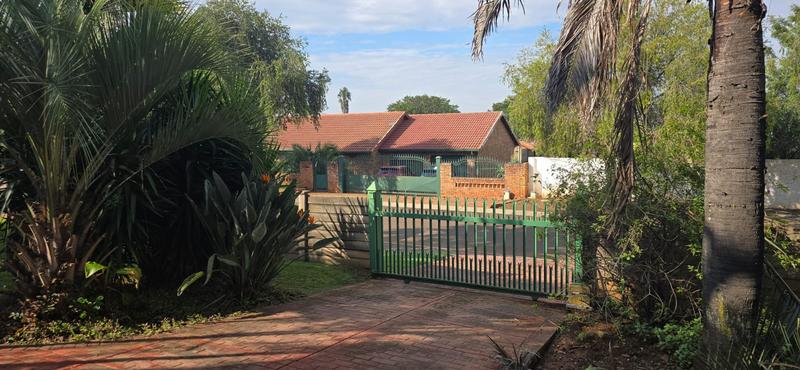 3 Bedroom Property for Sale in Suiderberg Gauteng