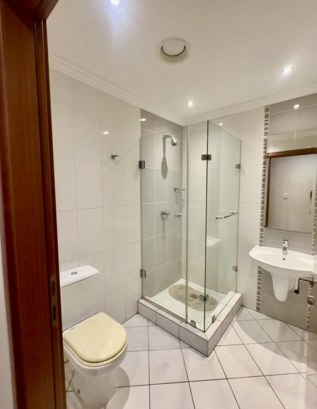 To Let 2 Bedroom Property for Rent in Bedfordview Gauteng