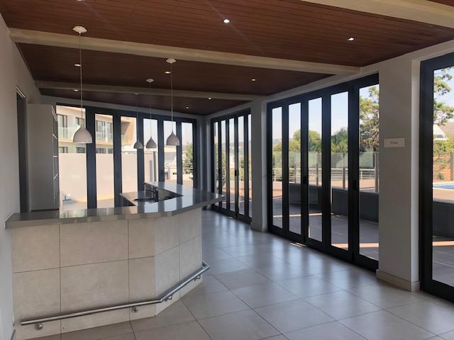 To Let 1 Bedroom Property for Rent in Bedfordview Gauteng