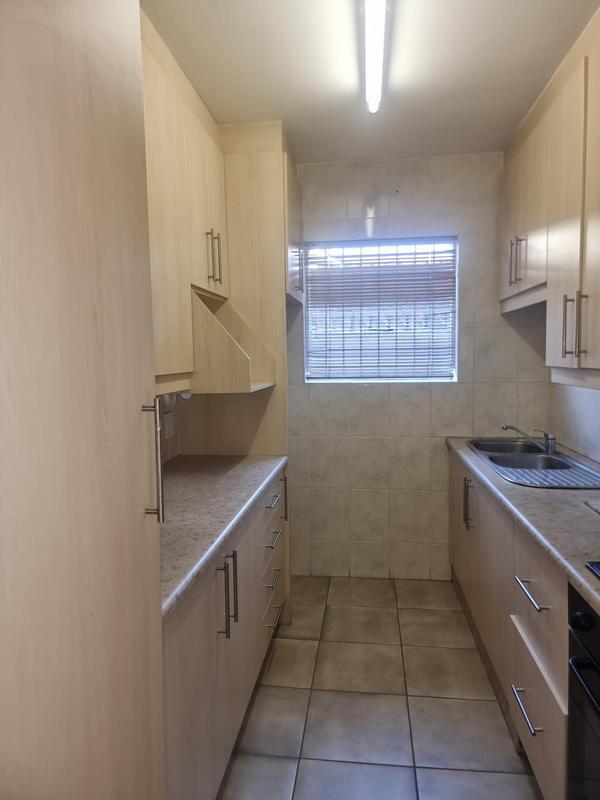 1 Bedroom Property for Sale in Malvern East Gauteng
