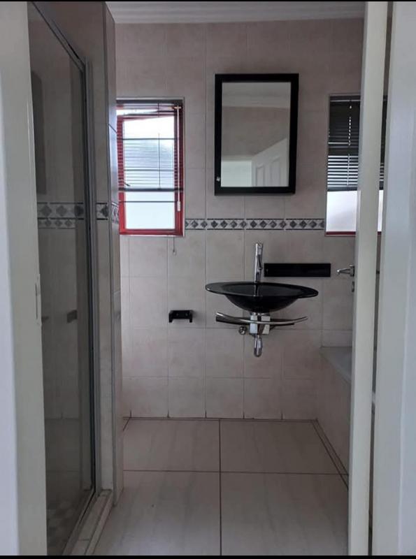 To Let 1 Bedroom Property for Rent in Norscot Gauteng