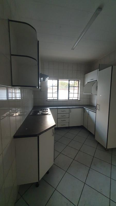 2 Bedroom Property for Sale in Wychwood Gauteng