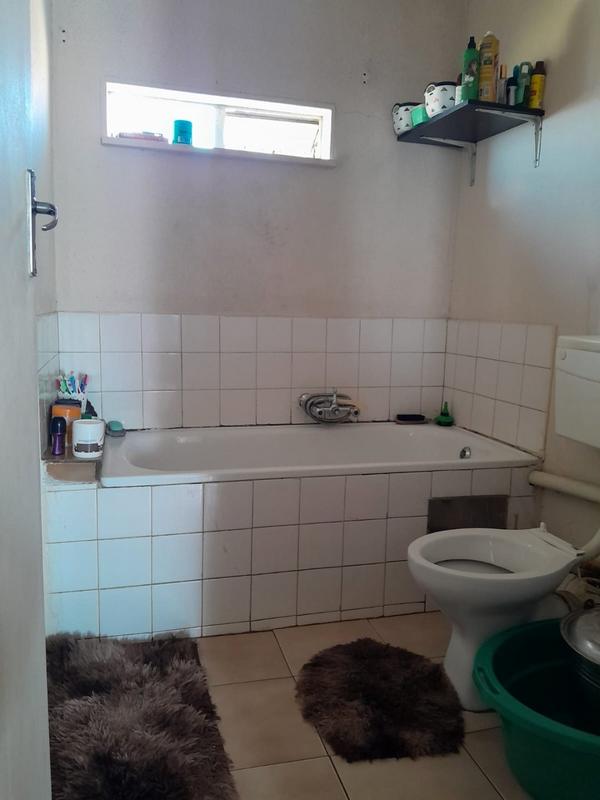 2 Bedroom Property for Sale in Jabulani Gauteng