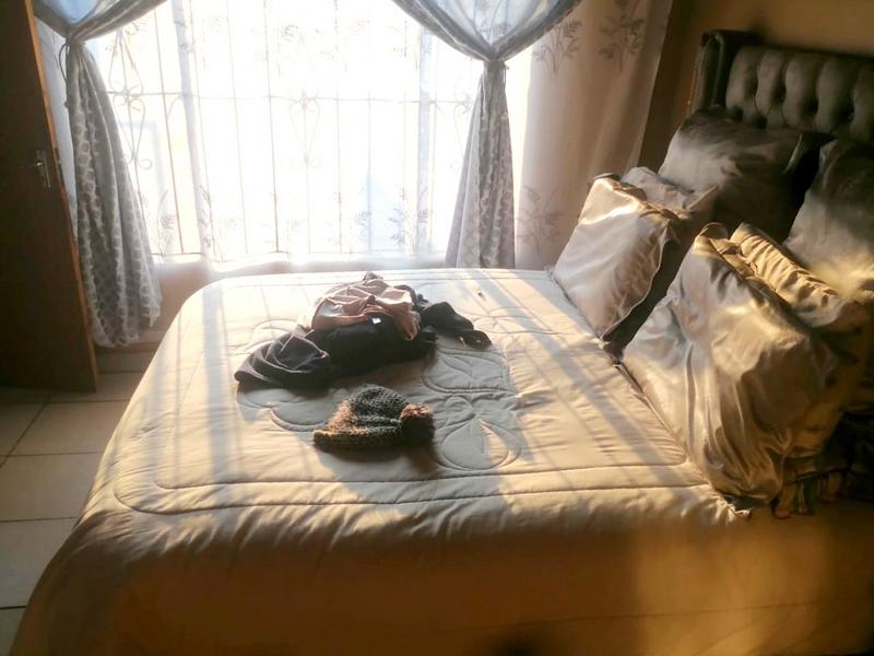 3 Bedroom Property for Sale in Roodekop Gauteng