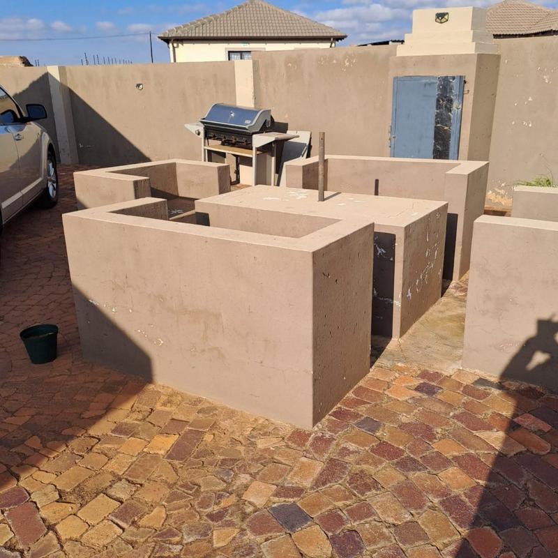 3 Bedroom Property for Sale in Westonaria Gauteng