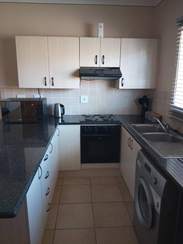 To Let 2 Bedroom Property for Rent in Mondeor Gauteng