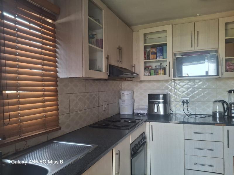3 Bedroom Property for Sale in Protea Glen Gauteng