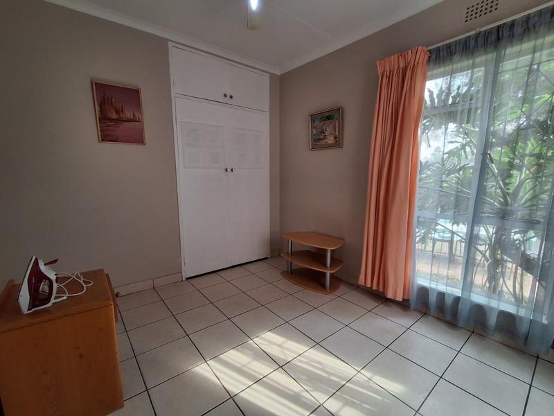 2 Bedroom Property for Sale in Brackendowns Gauteng