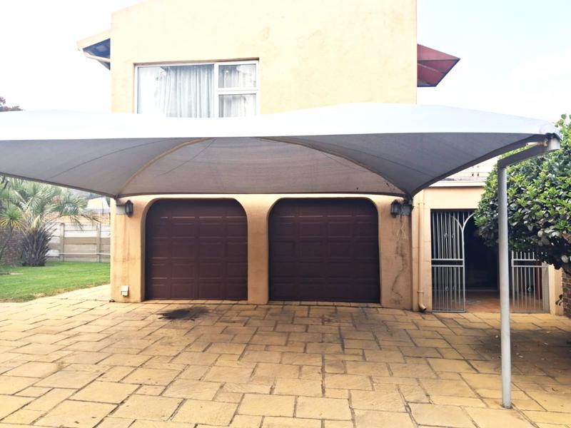 4 Bedroom Property for Sale in Brackendowns Gauteng