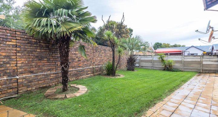 4 Bedroom Property for Sale in Brackendowns Gauteng