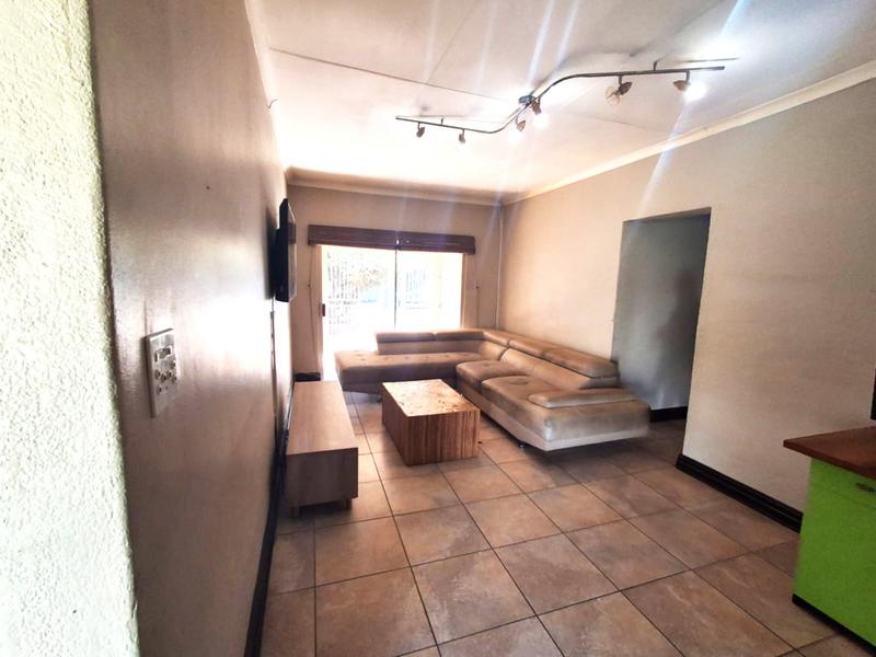4 Bedroom Property for Sale in Brackendowns Gauteng