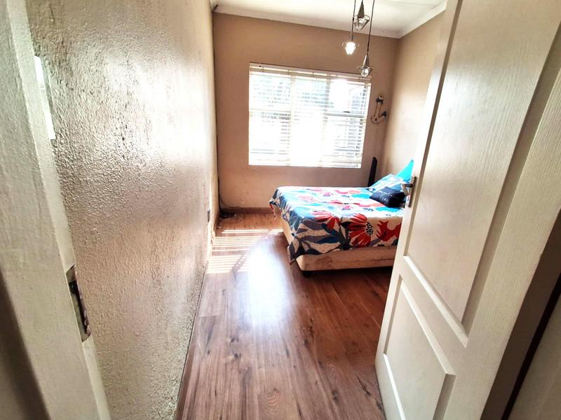 4 Bedroom Property for Sale in Brackendowns Gauteng