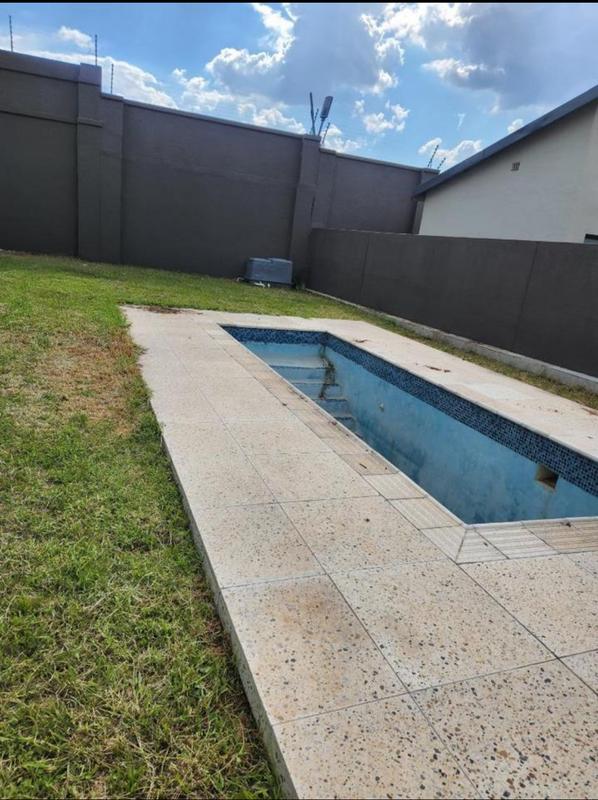 4 Bedroom Property for Sale in Bedfordview Gauteng