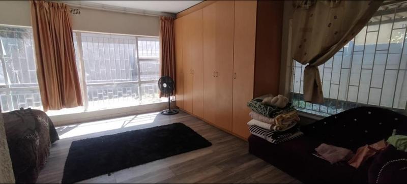 4 Bedroom Property for Sale in Germiston Central Gauteng