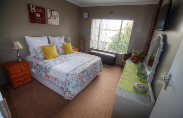 3 Bedroom Property for Sale in Aston Manor Gauteng