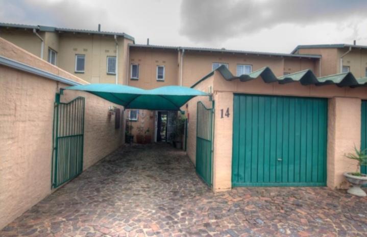3 Bedroom Property for Sale in Aston Manor Gauteng