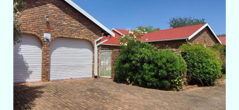 3 Bedroom Property for Sale in Birchleigh Gauteng