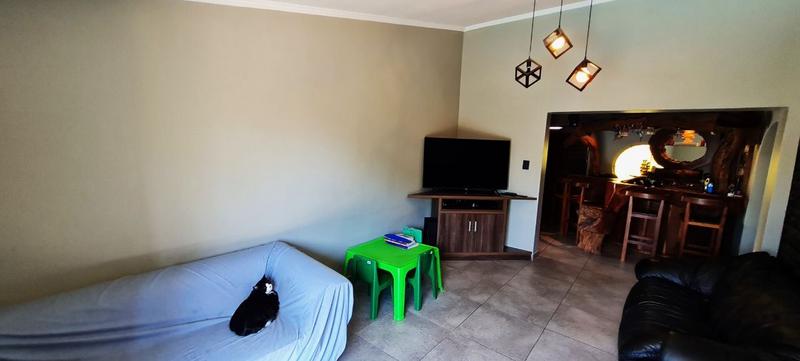 3 Bedroom Property for Sale in Bonaero Park Gauteng