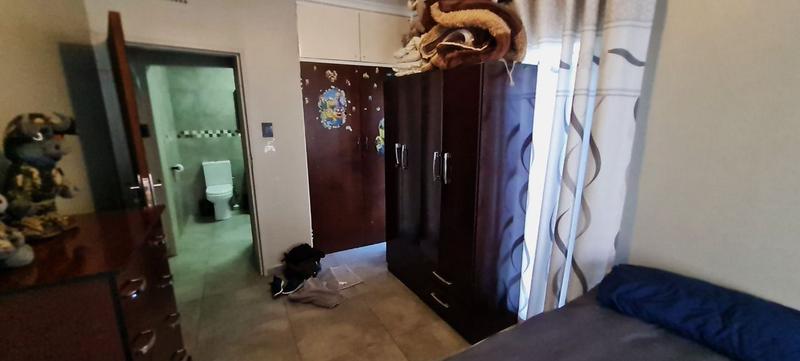 3 Bedroom Property for Sale in Bonaero Park Gauteng