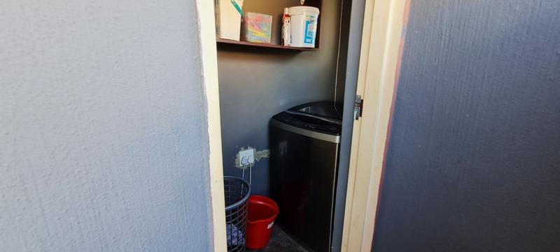 3 Bedroom Property for Sale in Bonaero Park Gauteng