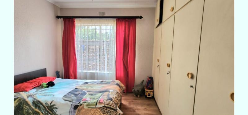 4 Bedroom Property for Sale in Edleen Gauteng