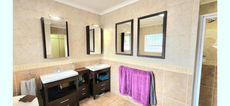 4 Bedroom Property for Sale in Edleen Gauteng