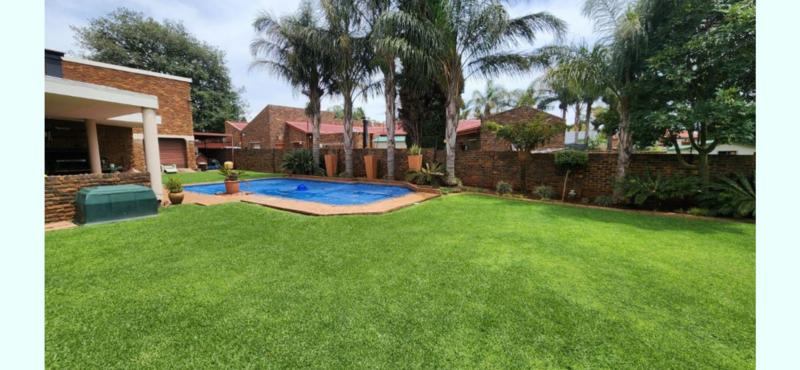4 Bedroom Property for Sale in Edleen Gauteng